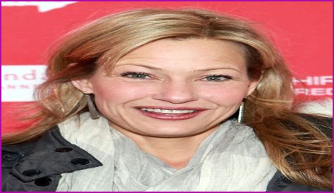 What happened to Joey Lauren Adams? Net Worth, Relationships